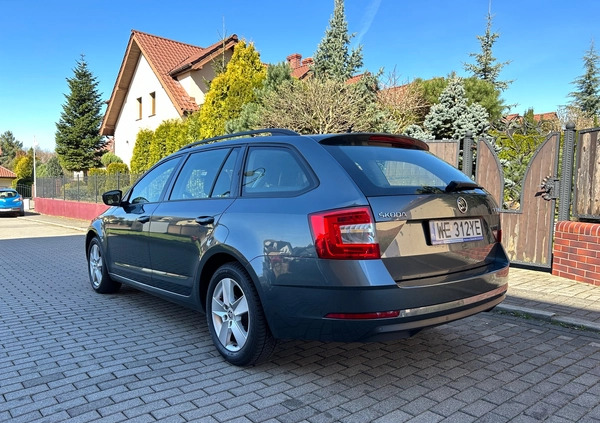 Skoda Octavia cena 59900 przebieg: 168300, rok produkcji 2019 z Chorzów małe 352